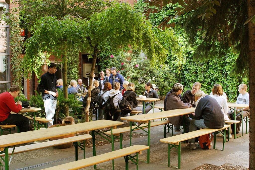 Goalfever Sports & Guesthouse Essen Exterior foto